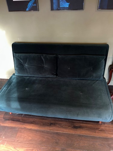 Made com haru - bed, pine